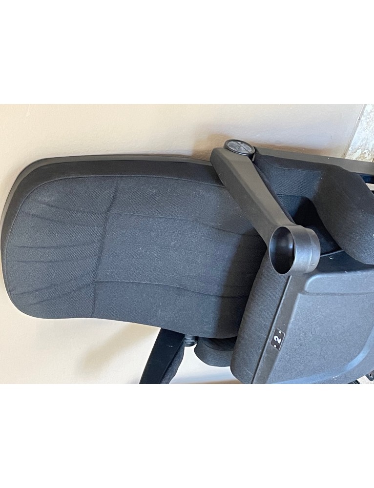 Lot of 250 All black Movie Theater Seat with black fabric lift up